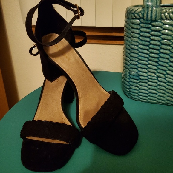 Old Navy Shoes - Old Navy Block Heels